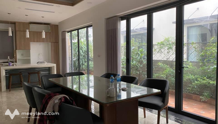 Biệt thự Vinhomes Thăng Long, full nội thất nhập khẩu