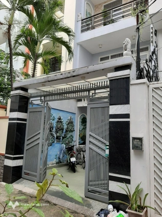 Nhà phố xinh 106m2, 1 trệt 3 lầu Nguyễn Thị Minh Khai, quận 1, Hồ Chí Minh