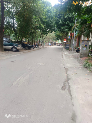 Liền kề Làng Việt Kiều Châu Âu, view hồ 2 mặt thoáng, kinh doanh