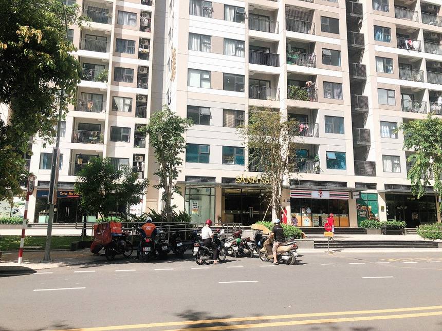 BÁN SHOPHOUSE VINHOMES GRAND PARK, KHỐI ĐẾ, SẴN HỢP ĐỒNG THUÊ, SỔ HỒNG, GIÁ CHỈ 4,6 TỶ