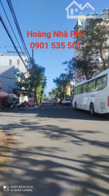 Phố Dòng Tiền Biển - Bà Huyện Thanh Quan - Kiệt Ô Tô 5m - 160m2 - Ngang 6m - Chỉ : 12 Tỷ 8