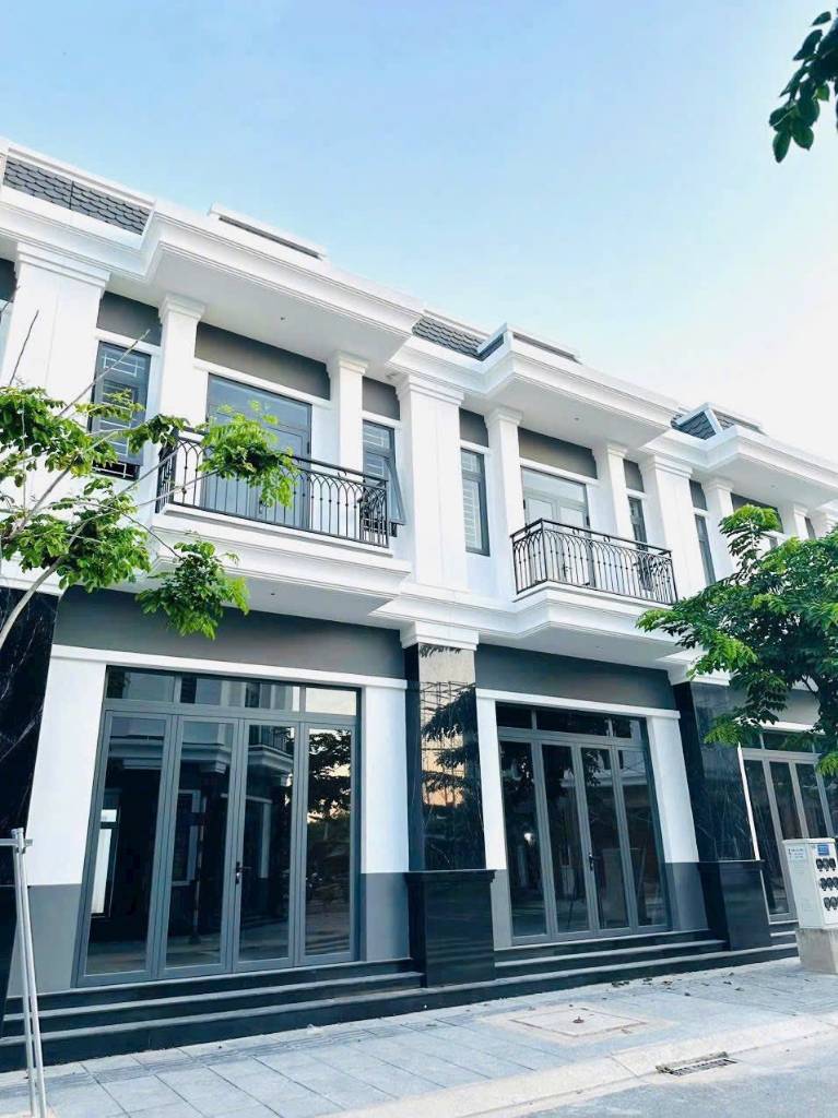 Cần bán đất lô góc Richland Residence, đường N9, view công viên, lộ giới 12m, giá 2,71 tỷ