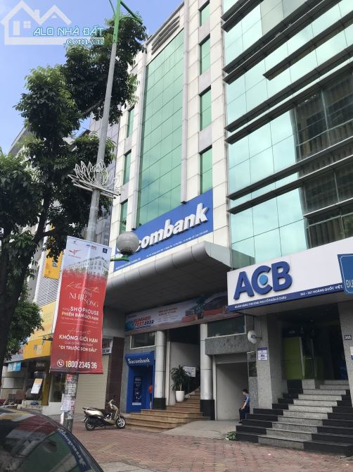 Bán tòa nhà VP Nguyễn Chí Thanh, Đống Đa DT400m2 x 12T cho thuê 4,5 tỷ/năm