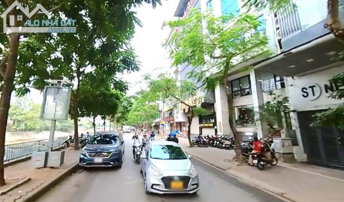 HOT! Bán nhà siêu khủng mặt phố Vũ Tông Phan, Thanh Xuân, đẹp nhất phố, 315m2, giá 129 tỷ