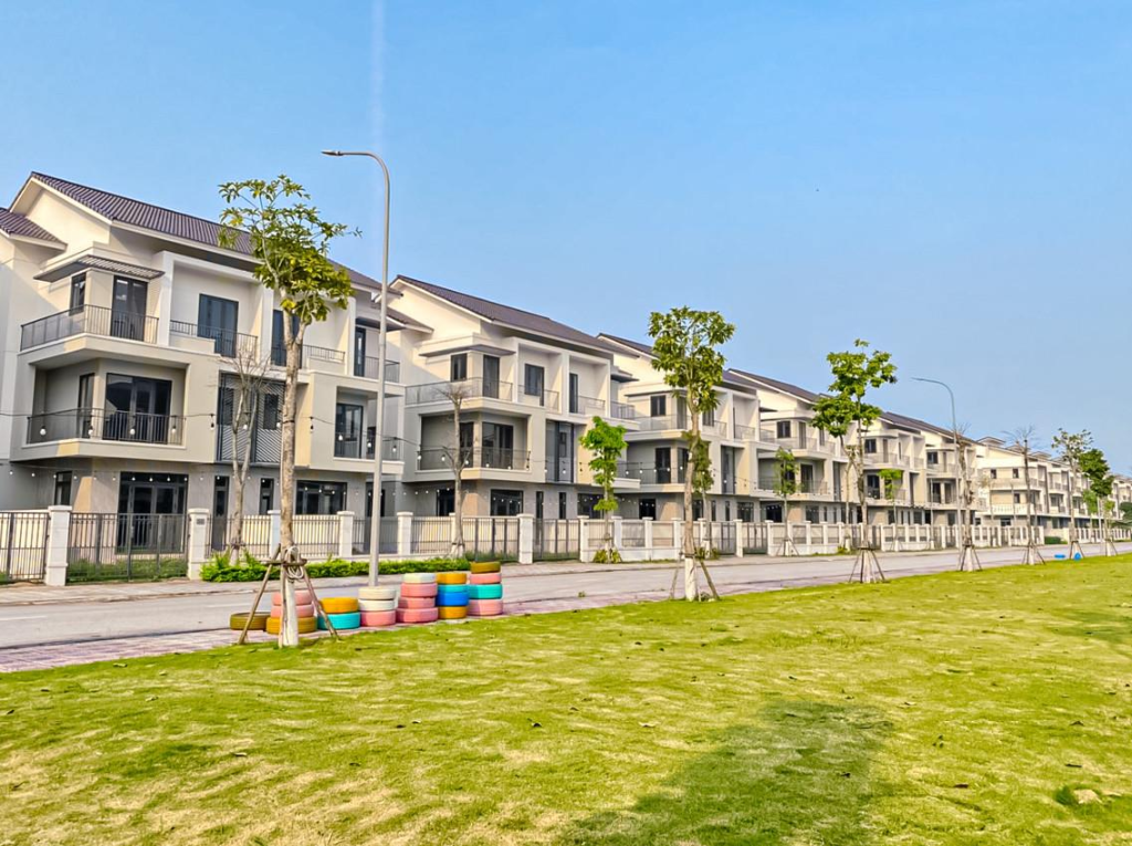 Biệt thự Centa Riverside, 180m² sát vách Ninh Hiệp, ngay Ga Metro Gia Bình Hà Nội, chỉ nhỉnh 11 tỷ