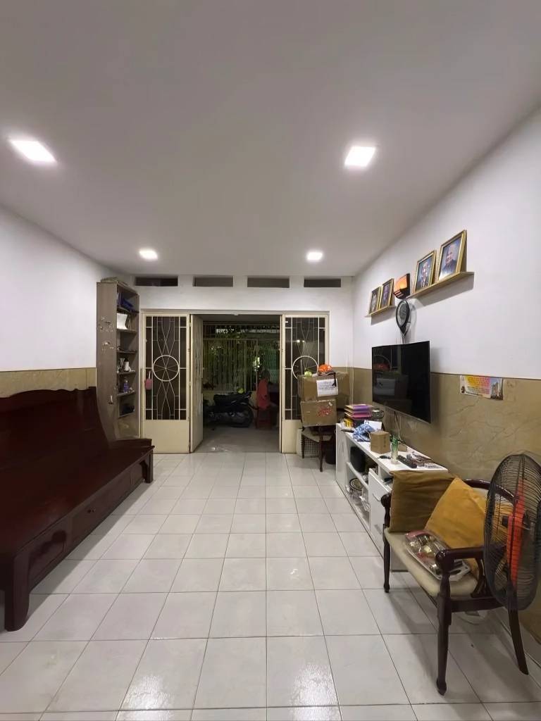 BÁN CĂN HỘ CHUNG CƯ NGUYỄN THIỆN THUẬT, QUẬN 3, TẦNG TRỆT 44M², CHỈ 3.35 TỶ