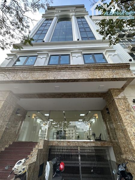 Office Building Phố Trần Thái Tông - Khúc Thừa Dụ - 125m2 - 2 Mặt Tiền Khủng 21m - 108tỷ