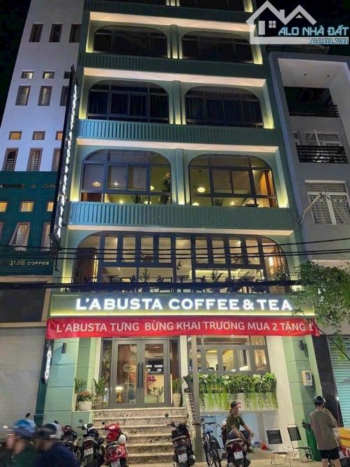 Siêu phẩm giữ tiền - tòa CHDV Hai Bà Trưng Quận 1 - DT: 12 x 17m - 6 Tầng - TN: 260 tr/th