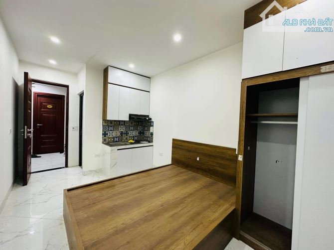 BÁN CCMN 157 PHÁO ĐÀI LÁNG, QUẬN ĐỐNG ĐA 79M x 8 TẦNG DOANH THU 1,4 TỶ /NĂM LÃI SUẤT 6%