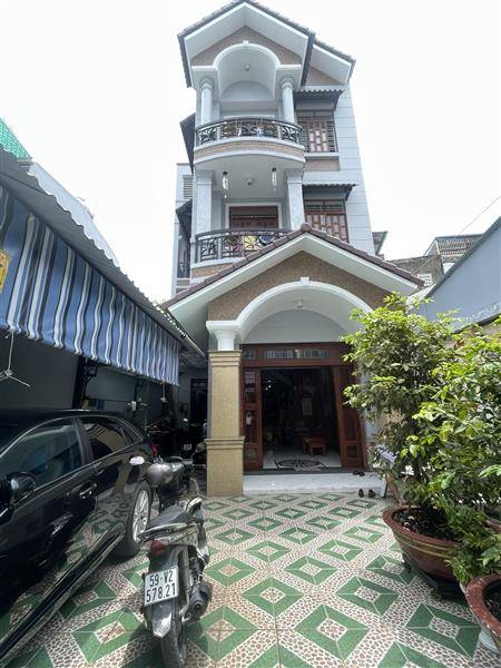SIÊU PHẨM, BÁN BIỆT THỰ GÒ VẤP, TÂN CỔ ĐIỂN, FULL NỘI THẤT NGOẠI NHẬP, MUA LÀ Ở NGAY