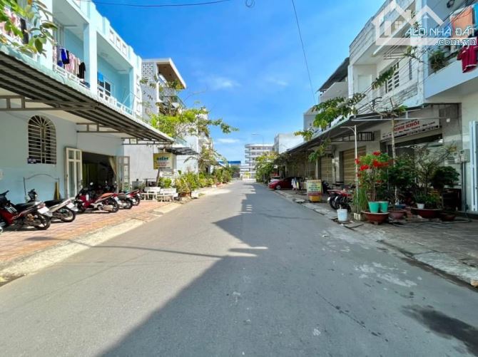 bán dãy trọ khu dân cư hưng phú cái răng cần thơ, 22 phòng, giá 13.5 Tỷ,( 10x24)