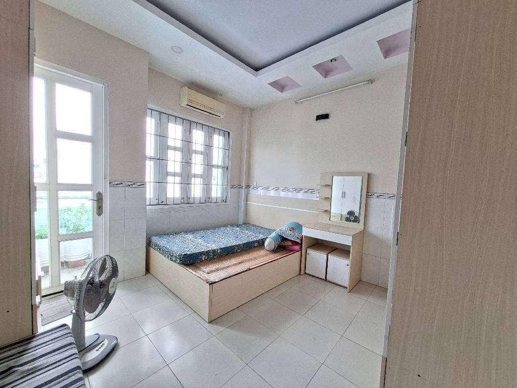 Bán nhà Phường 14 Quận 11, 1 trệt lửng 3 lầu, 5PN, hoàn công đầy đủ