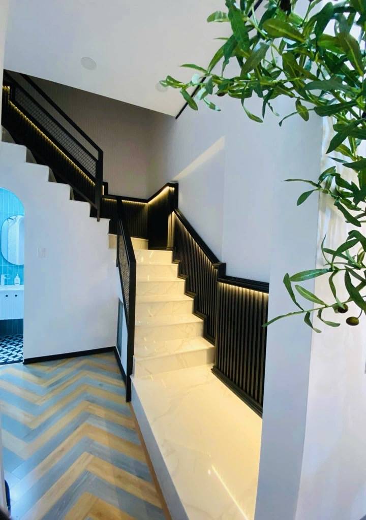 HIẾM - BÁN NHÀ 4 TẦNG MẶT TIỀN ĐƯỜNG CHU THIÊN, KHU VIP TÂN PHÚ, NGAY CHỢ CÂY KEO SẦM UẤT