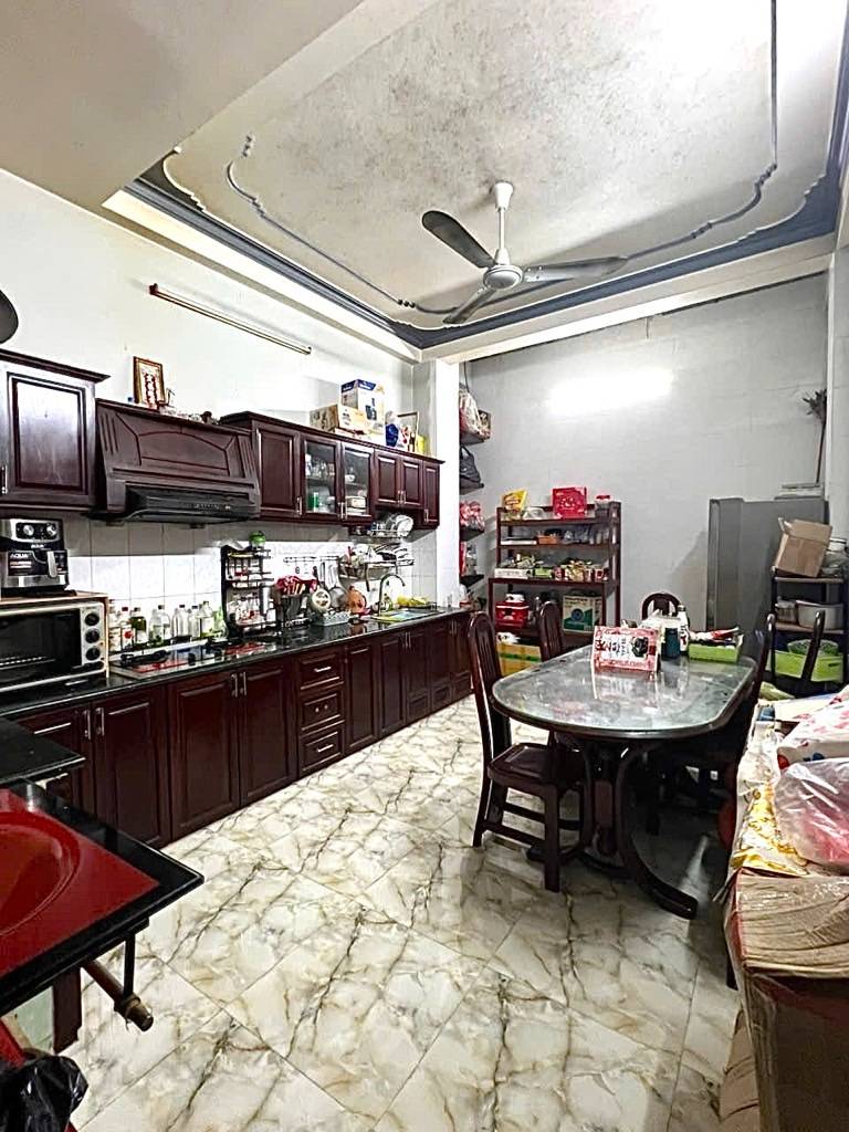 BÁN NHÀ TRẦN HƯNG ĐẠO, QUẬN 5, HẺM Ô TÔ, 4 TẦNG BTCT