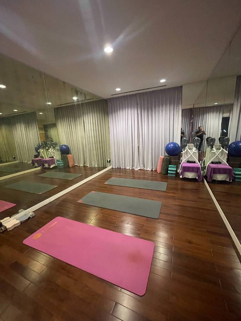 Bán biệt thự Phường 4, Tân Bình, view công viên, vị trí đắc địa, sang trọng, có thang máy
