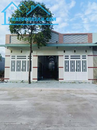 Tôi chính chủ bán lại 2 dãy nhà trọ đang kd ổn định ngay KCN và đô thị mỹ phước 3