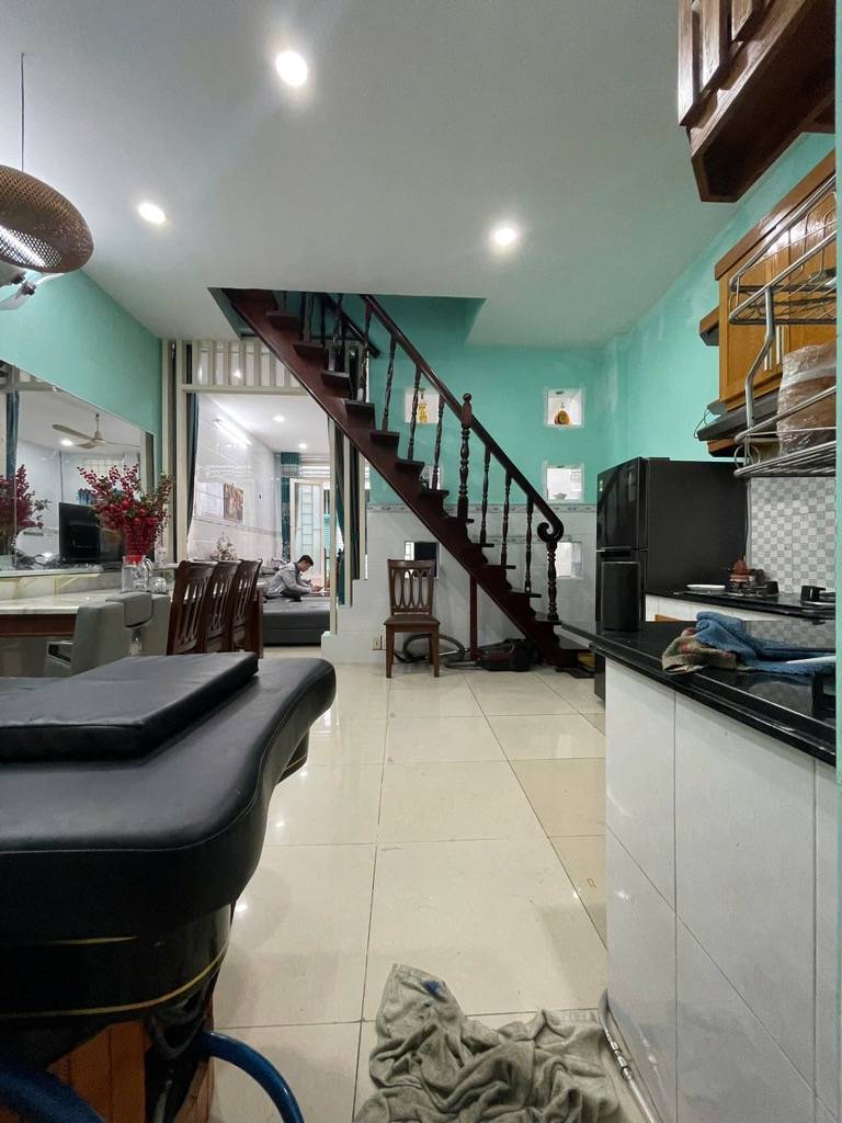 Bán nhà CMT8 Phường 5, Tân Bình, giáp Quận 10, vị trí đẹp