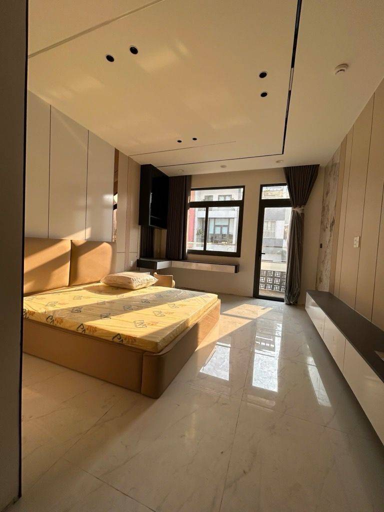 BÁN NHÀ QUẬN 10, HXH TRÁNH, KINH DOANH, SÁT MẶT TIỀN, 60M2 3 TẦNG, 6PN CÓ 2PN DƯỚI TRỆT