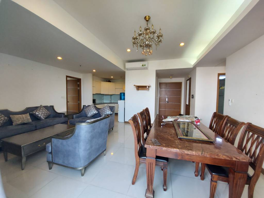 Bán căn hộ Saigon Airport Plaza, gần sân bay Tân Sơn Nhất, 3PN 147m², sổ hồng