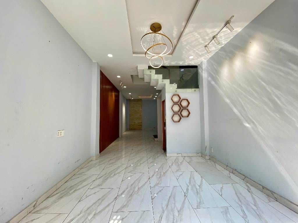 BÁN NHÀ TỈNH LỘ 10, BÌNH TÂN, 4 TẦNG MỚI ĐẸP, HẺM XE HƠI 6M, VỊ TRÍ ĐẮC ĐỊA KINH DOANH