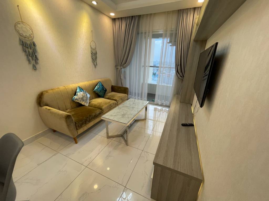 Bán căn hộ Terra Royal Lý Chính Thắng, 2PN, sổ hồng, có 5 căn, giá chỉ 7,2 tỷ
