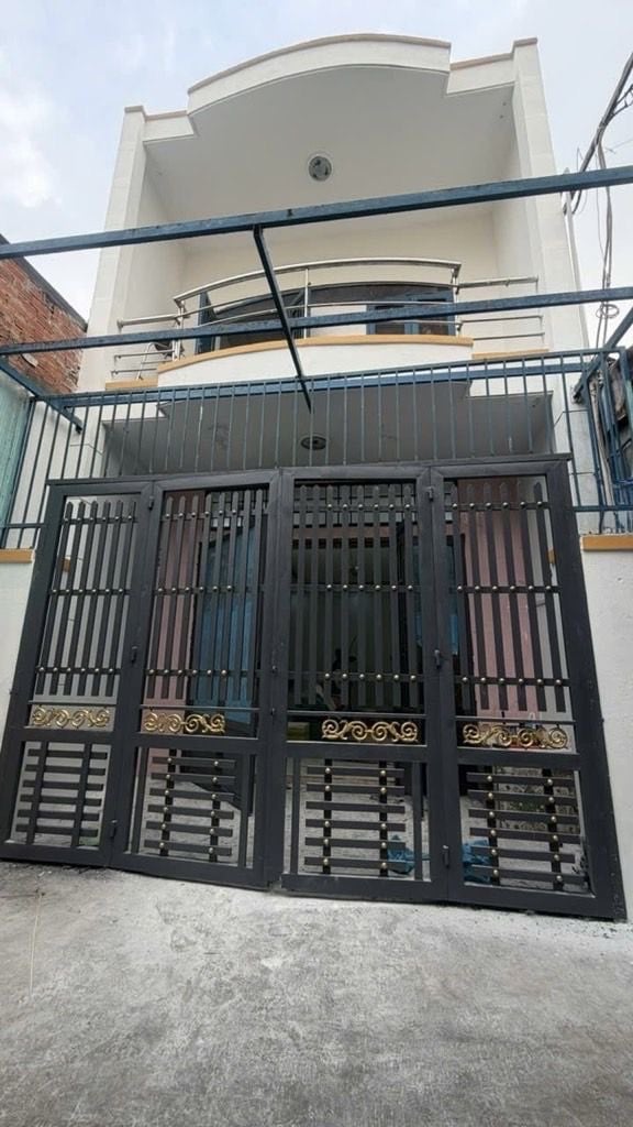 Bán nhà HXH gần Aeon Tân Phú, 63m² (4.3x15m), cách mặt tiền 1 căn, an ninh