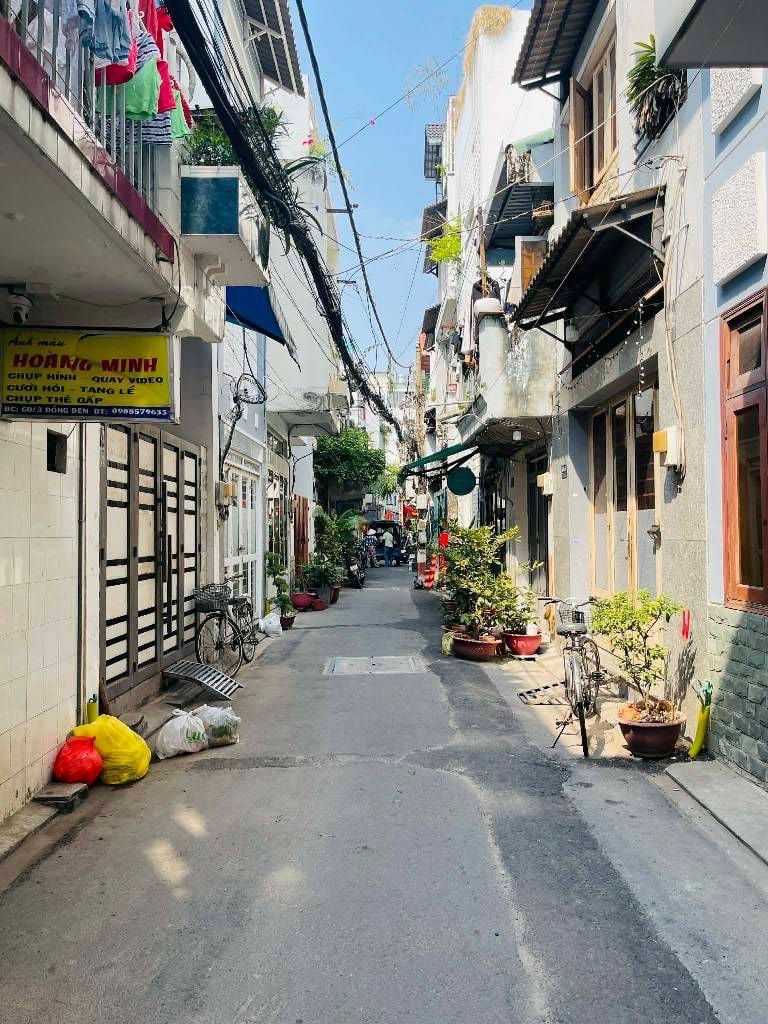 Bán nhà Đông Đen, Tân Bình hẻm ô tô, gần Trường Chinh, Bàu Cát