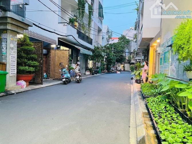Bán Nhà P13 Tân Bình,Đối Diện Etowd Cộng Hòa, Nhà ga T3, Gần 90m, 4.5x20m,4 tầng,12.x t