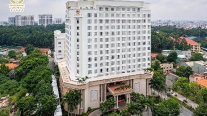 Building văn phòng 79 Bến Bình Đông P11, Q8 đối diện Võ Văn Kiệt Q5. Giá: 125 tỷ (11mx50m)