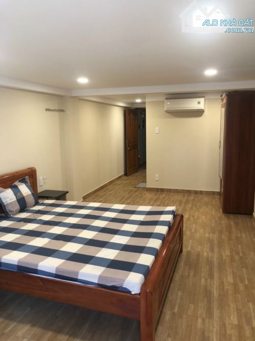 Bán nhà khu VIP Tô Hiến Thành, P13 - Q.10, 5 lầu, 20CHDV