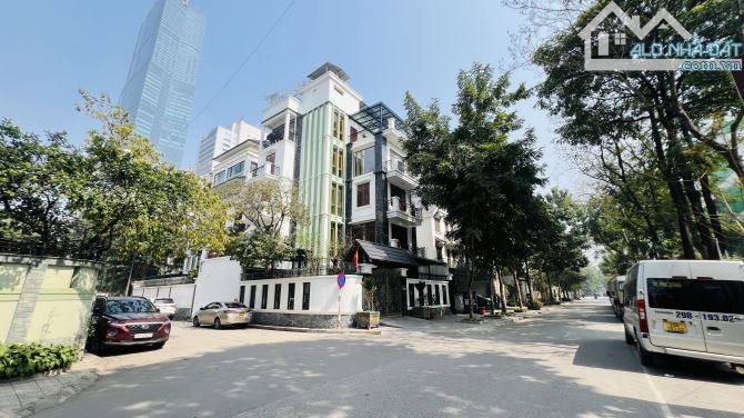 CHỦ BÁN BIỆT THỰ MỄ TRÌ HẠ - LÔ GÓC - 6 TẦNG THANG MÁY - 200m2 - GIÁ 58 TỶ