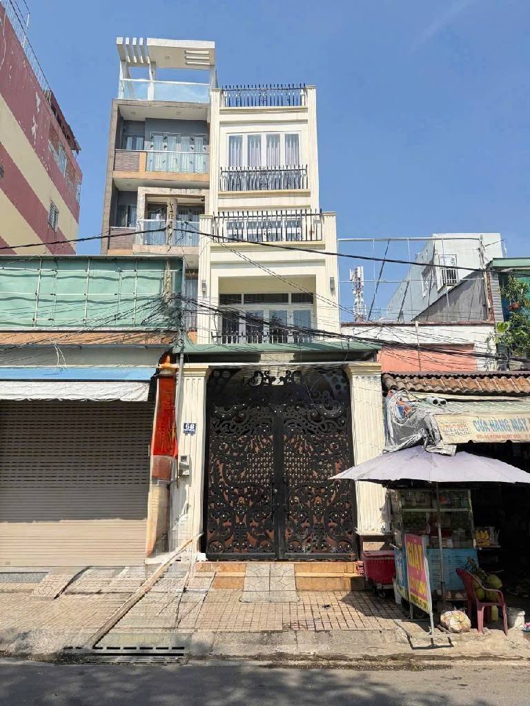 BÁN NHÀ LÊ THÚC HOẠCH TÂN PHÚ, MẶT TIỀN KINH DOANH, TRƯỚC NHÀ LÀ CÔNG VIÊN, NGAY CẦU TRẮNG, 9.9 TỶ