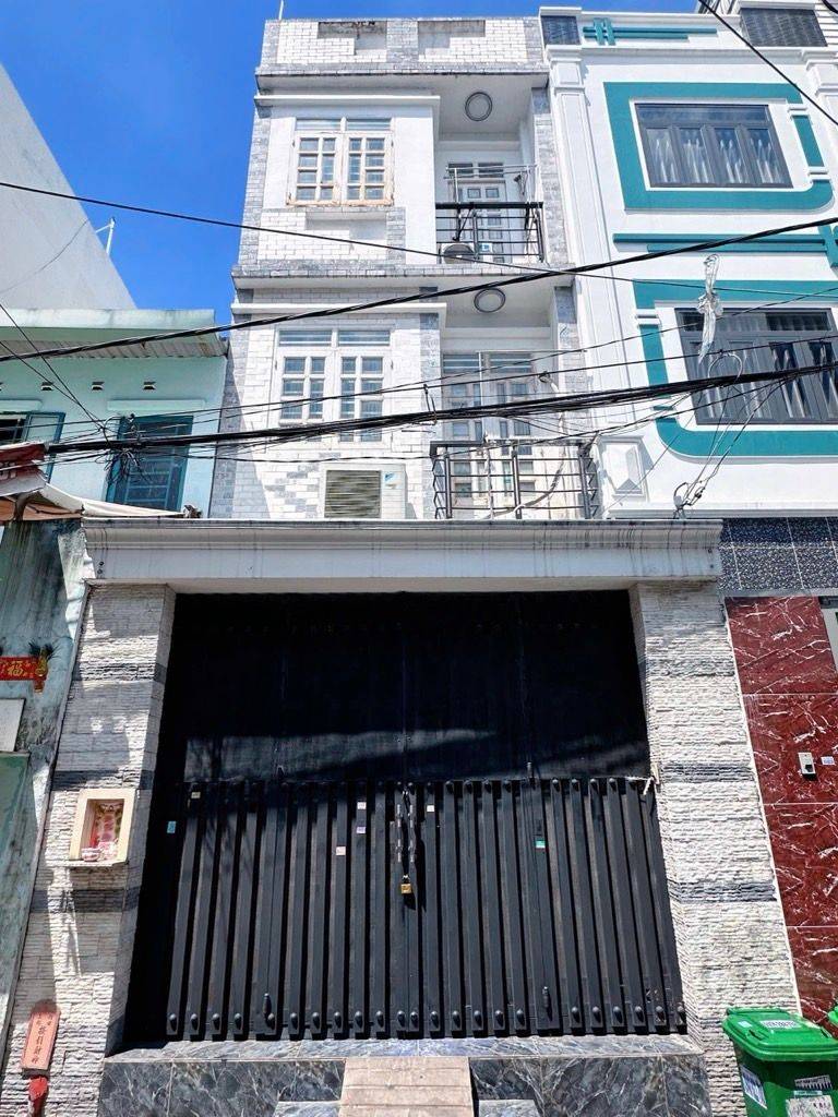 BÁN NHÀ CHIẾN LƯỢC, BÌNH TÂN, HẺM XE HƠI THÔNG LÊ VĂN QUỚI, NGÃ TƯ 4 XÃ