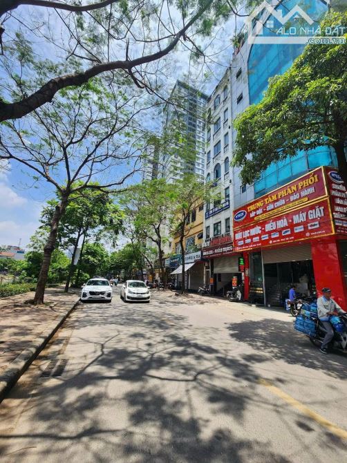 BÁN TÒA VĂN PHÒNG LÔ GÓC MẶT PHỐ VŨ TÔNG PHAN, THANH XUÂN 310M x 10 TẦNG x MT 11m. 139TỶ