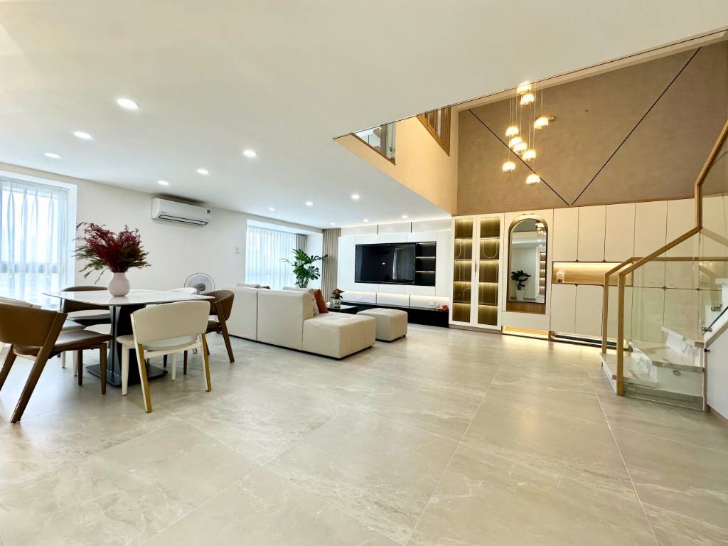 Bán nhanh căn hộ Duplex Sky garden 1,Quận 7, căn 4PN nhà mới đẹp, giá chỉ 9,5 tỷ