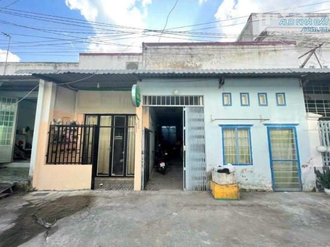 bán nhà trọ đường 3 tháng 2 , hẻm 12 bệnh viện da liễu, cầu đầu sấu, ngang 8m