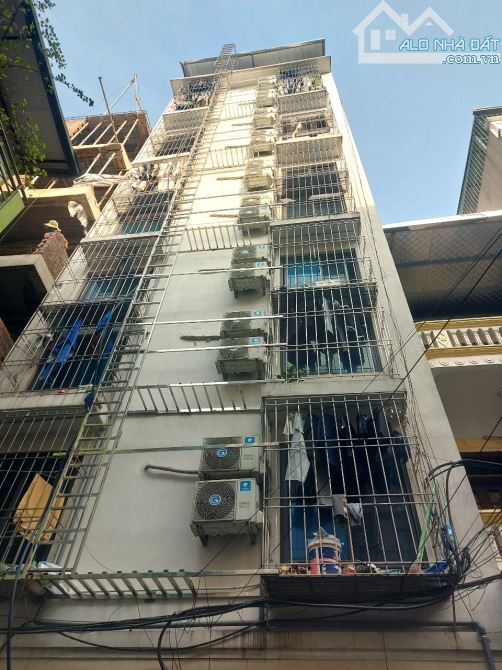 Bán tòa nhà dịch vụ 9 tầng, Ngọc Lâm-cầu Chương Dương-Long Biên, dòng tiền 100tr/t, 26.9tỷ