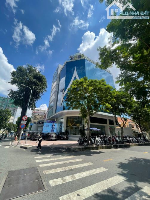 Tòa Nhà VP MT Đường Thất Sơn P.15 Q.10. 16x28m KC 1 hầm 8 tầng. HDT 320tr/1 tháng giá 96Ty