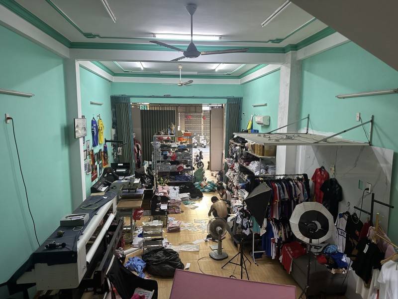 BÁN NHÀ 3 TẦNG MẶT TIỀN BÀ TRIỆU, TRUNG TÂM PHỐ CỔ HỘI AN, DÒNG TIỀN KHỦNG, 113M2 NGANG 5M, 14 TỶ