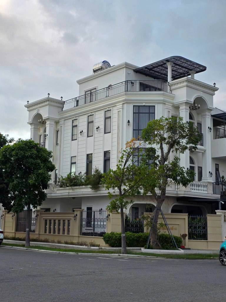 Bán nhanh biệt thự đơn lập Mỹ Văn 2, Phú Mỹ Hưng, 288m2, sổ hồng riêng, giá chỉ 85 tỷ