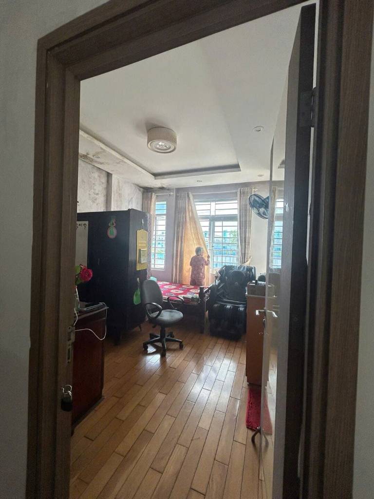BÁN TÒA CĂN HỘ TÂN AN 4, TRUNG TÂM HOÀ CƯỜNG, 4 TẦNG, 107m² NGANG 5M, DÒNG TIỀN 35TR/THÁNG