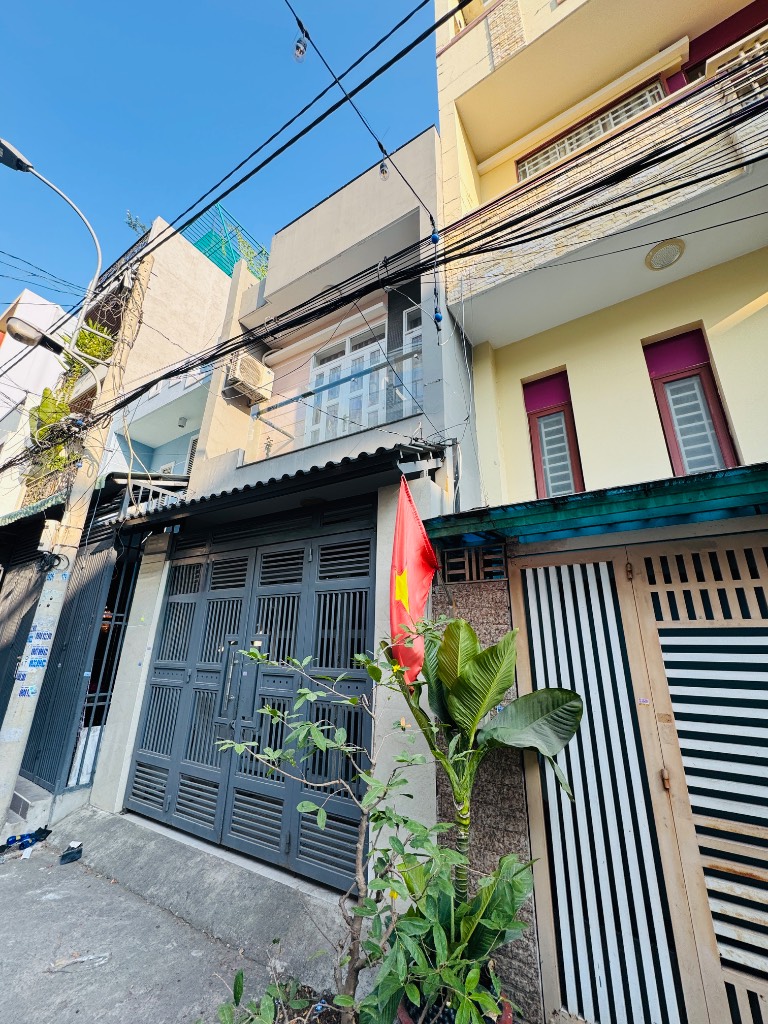 BÁN NHÀ AN DƯƠNG VƯƠNG, BÌNH TÂN, 2 MẶT TIỀN ĐƯỜNG 10M XE TẢI NÉ NHAU, 3 TẦNG 72M CHỈ 7,3 TỶ
