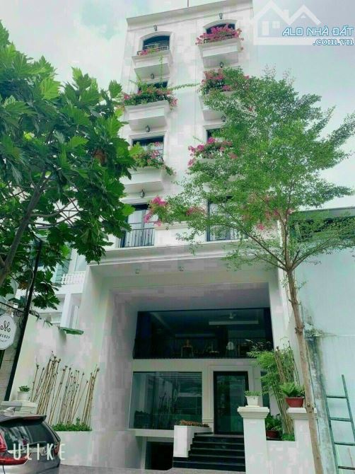 Tòa building VP hầm 6 tầng mặt tiền Lê Văn Miến, Thảo Điền. DT 12x17m, TN 300tr/th.- 38 tỷ