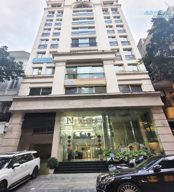 Bán Tòa Văn Phòng Mặt Phố Đoàn Trần Nghiệp, Hai Bà Trưng DT 420m2, 11T, MT 10.6m