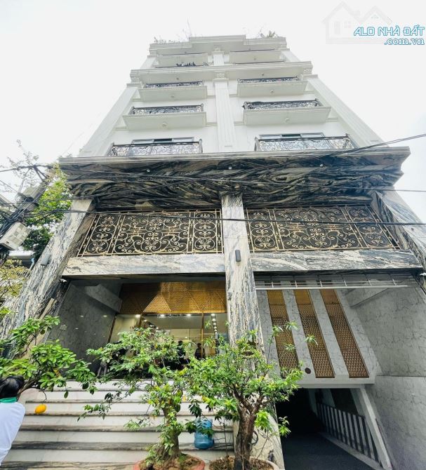 Bán Tòa Văn Phòng Mặt Phố Nguyễn Văn Trỗi, Thanh Xuân DT 356m2, 8T, MT 11m. Giá Cực Rẻ