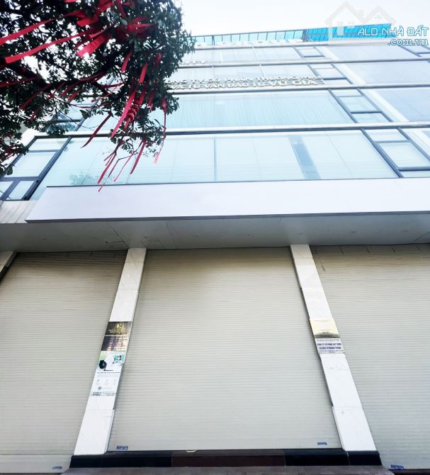 Bán Tòa Văn Phòng Mặt Phố Trường Chinh, Thanh Xuân DT 460m2, 11T, MT 10,6. Giá Cực Rẻ