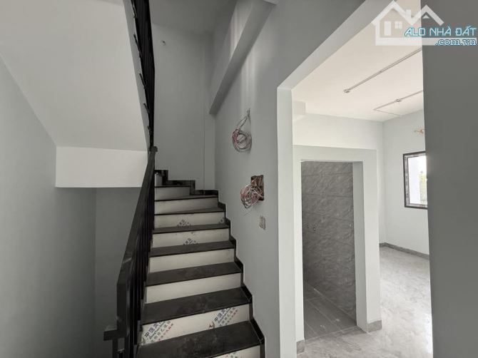 BÁN CĂN HỘ DỊCH VỤ ,GẦN HOÀNG DIỆU 2 LINH TRUNG , THỦ ĐỨC, 6 TẦNG -GIÁ 22 TỶ