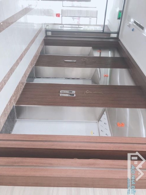 Cần bán sàn văn phòng Mỹ Đình 2, Quận Nam Từ Liêm sổ lâu dài 100m2