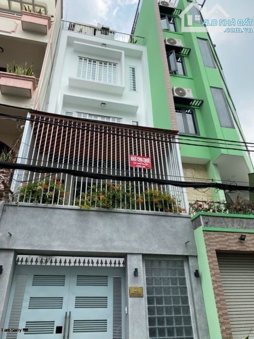 Tòa nhà VP ngay Cộng Hòa nhà ga T3, DT: 7.7x28m, hầm 7 tầng, giá 55 tỷ