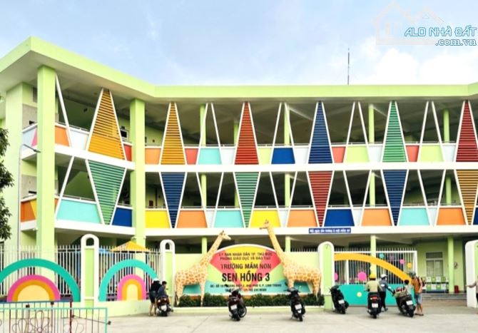 Dãy Phòng Trọ Đường 3 Ô Tô, Phố Ẩm Thực Hoàng Diệu 2, 230m2(10m x 23m), Nhỉnh 20 Tỷ(TL)